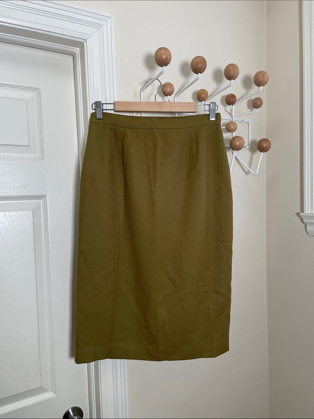 Tra Howard Vintage Wool Mid Skirt - Olive Green - 12